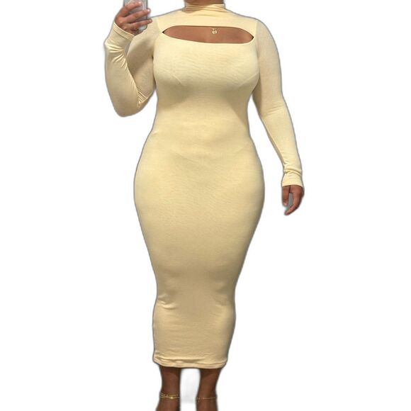 Matte Collection Cream Cut-Out Maxi Dress – Size XL - Picture 2 of 3